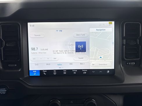 Used 2025 Ford Bronco Badlands image 16