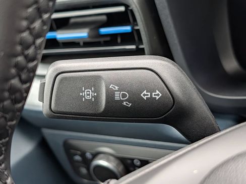 New 2026 Ford Maverick XLT w/ XLT Luxury Package FWD image 27