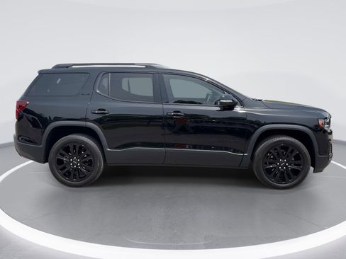 Certified 2023 GMC Acadia SLE w/ Driver Convenience Package FWD image 9