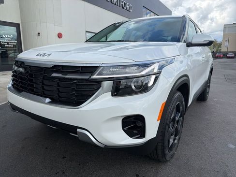 New 2026 Kia Seltos EX image 11