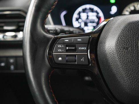 Used 2023 Honda Pilot Sport image 26