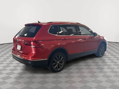 Used 2023 Volkswagen Tiguan SE FWD image 6