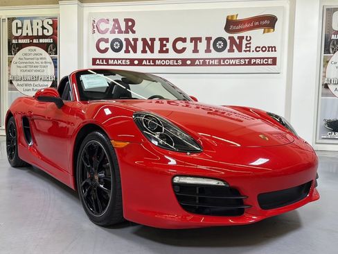 Used 2014 Porsche Boxster S image 2