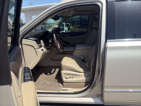 Used 2017 GMC Yukon Denali w/ Open Road Package RWD image 12