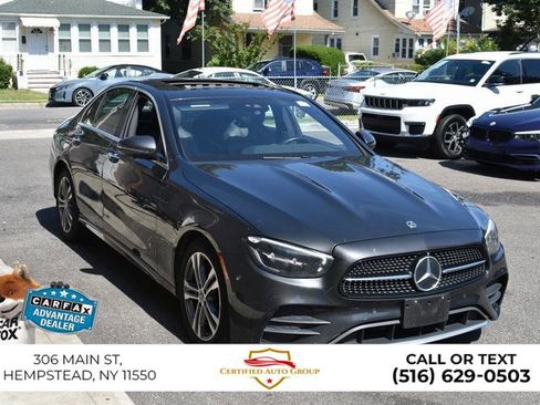 Used 2023 Mercedes-Benz E 350 4MATIC Sedan image 4