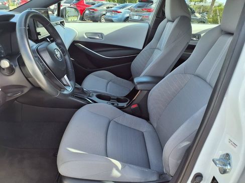 Used 2025 Toyota Corolla SE FWD image 23