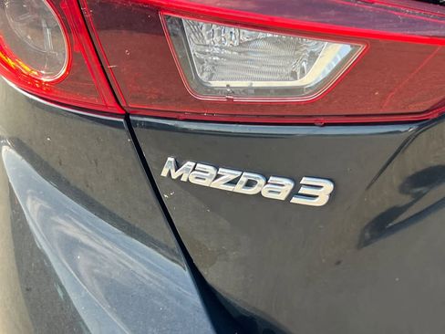 Used 2016 MAZDA MAZDA3 i Sport FWD image 21