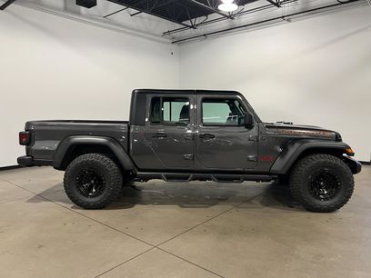 Used 2025 Jeep Gladiator Sport