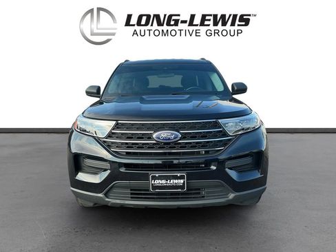 Used 2023 Ford Explorer XLT image 11