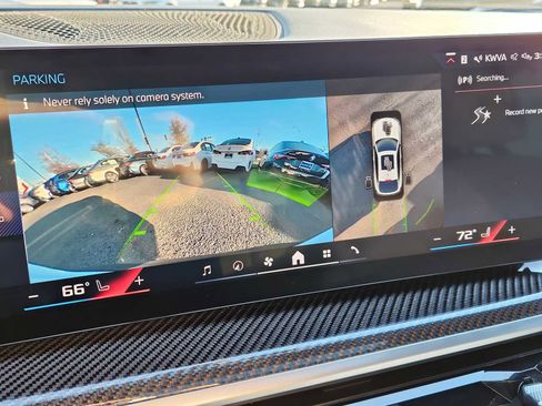 Used 2025 BMW X6 M60i image 28