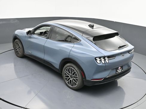 Used 2024 Ford Mustang Mach-E Premium image 34