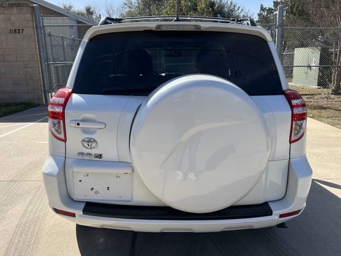 Used 2012 Toyota RAV4 Limited w/ Premium Plus Value Pkg image 11