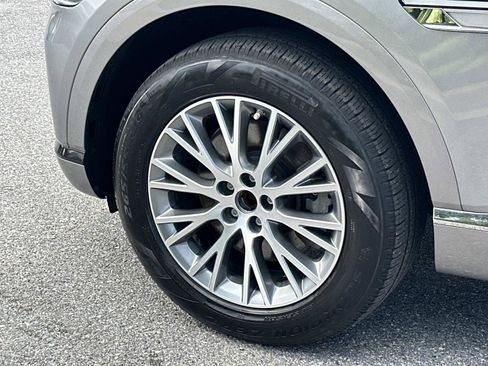 Used 2021 Genesis GV80 2.5T w/ Advanced Package 03 RWD image 39