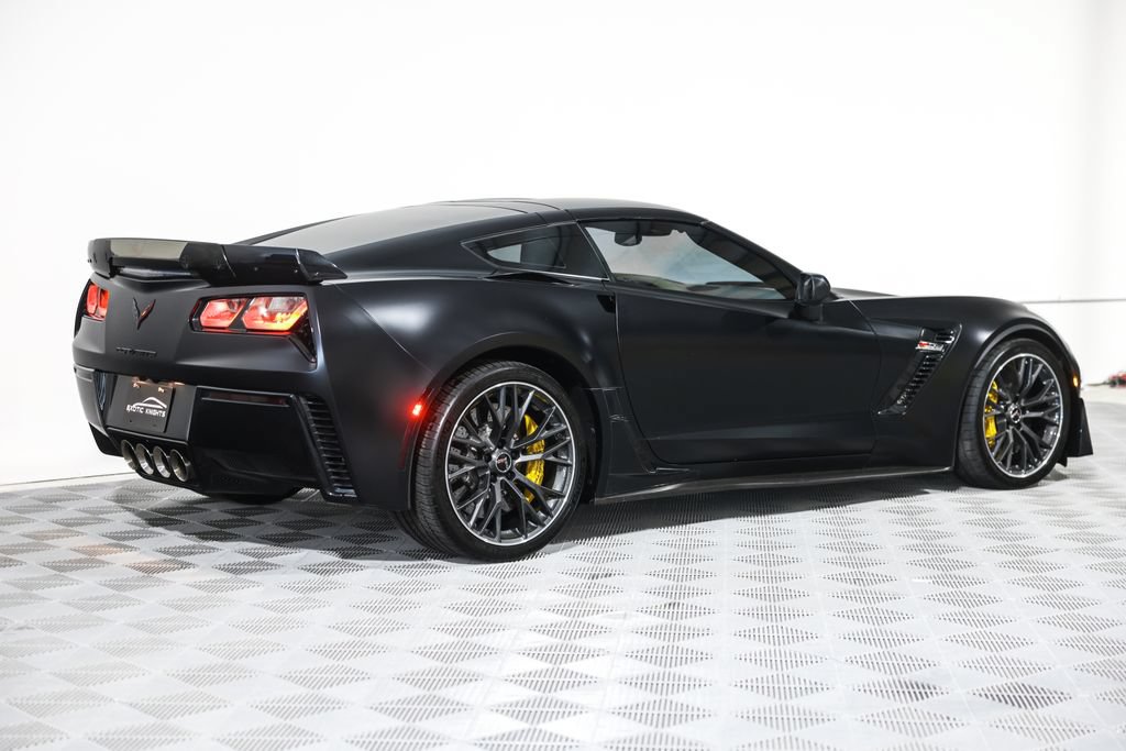 Used 2016 Chevrolet Corvette Z06 w/ 3LZ Preferred Equipment Group RWD image 10
