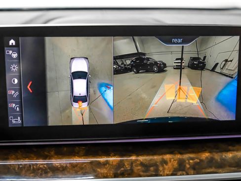 Used 2019 BMW M550i xDrive image 29