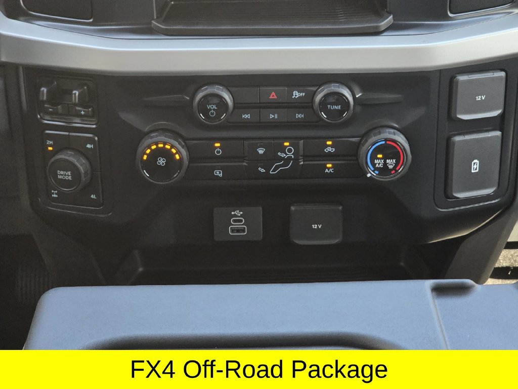 New 2026 Ford F250 XL w/ STX Appearance Package AWD/4WD image 14