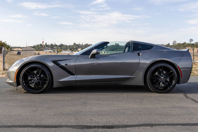 Used 2015 Chevrolet Corvette Stingray Coupe w/ 2LT Preferred Equipment Group RWD image 3