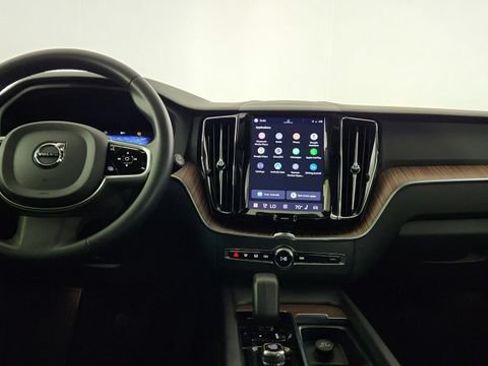 Certified 2023 Volvo XC60 B5 Plus w/ Protection Package Premier FWD image 25