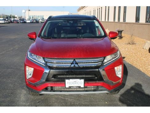 Used 2018 Mitsubishi Eclipse Cross SEL image 9