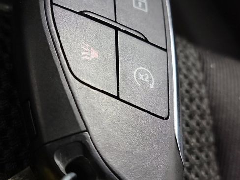 Used 2023 Chevrolet Colorado LT w/ LT Convenience Package II image 31