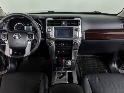 Used 2015 Toyota 4Runner Limited image 35