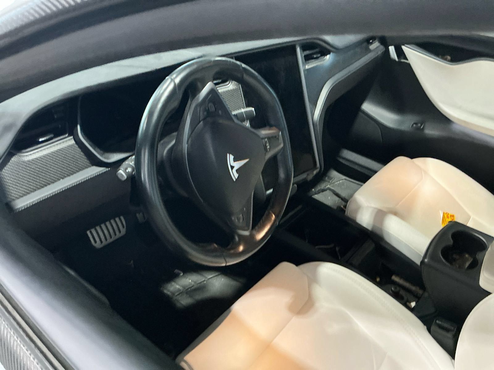 Used 2020 Tesla Model S Performance AWD/4WD image 3