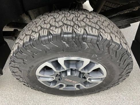 Used 2021 GMC Sierra 3500 SLT w/ Gooseneck/5TH Wheel Package image 16