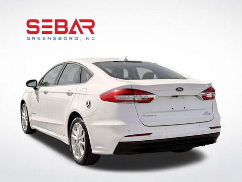 Used 2019 Ford Fusion SE FWD image 10