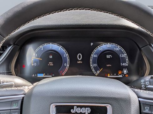 New 2026 Jeep Grand Cherokee L 2WD image 30