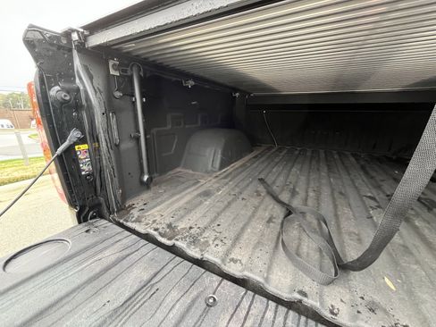 Used 2023 GMC Sierra 1500 Elevation w/ Preferred Package image 33