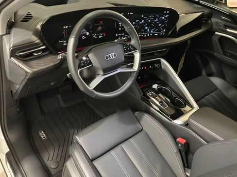 New 2025 Audi Q5 2.0T Premium Plus image 16