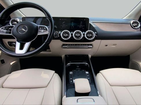 Used 2021 Mercedes-Benz GLA 250 image 15