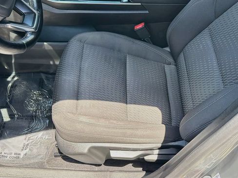 Used 2025 Chevrolet Equinox LT w/ Safety and Technology Package FWD image 20