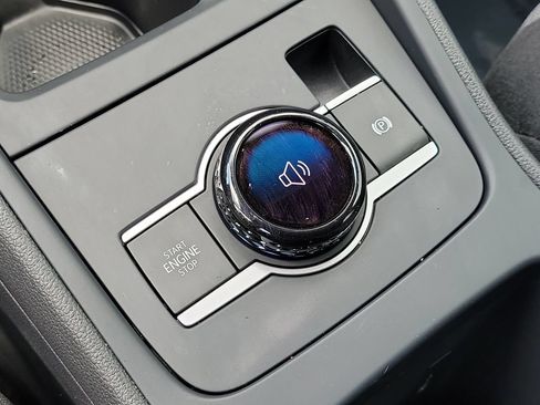 Certified 2026 Volkswagen Tiguan S FWD image 22
