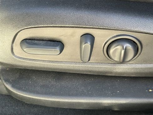 Used 2022 Chevrolet Blazer RS w/ Enhanced Convenience Package image 31