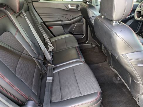 Used 2025 Ford Escape ST-Line image 29