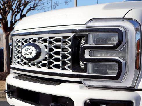 Used 2026 Ford F450 Platinum w/ Platinum Plus Package image 35