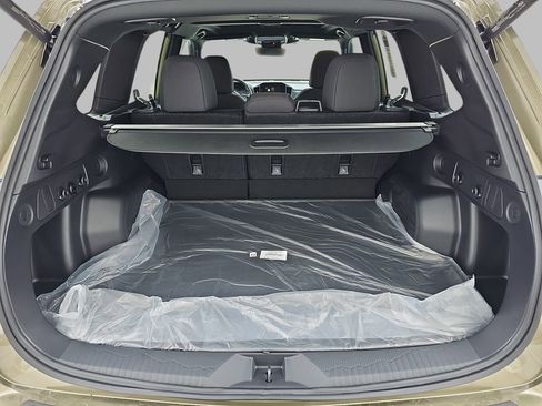 New 2026 Subaru Forester Premium AWD/4WD image 15