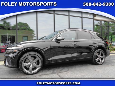Used 2024 Genesis GV70 3.5T Sport w/ Sport Prestige Package AWD/4WD image 1
