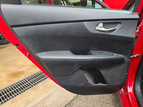 Used 2019 Kia Forte LXS image 21