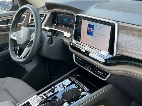 New 2026 Volkswagen Atlas SEL AWD/4WD image 6