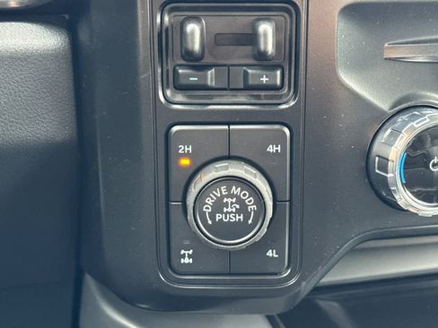 New 2026 Ford F250 Lariat w/ Tremor Off-Road Package image 28