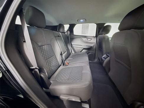 Used 2022 Chevrolet Blazer LT image 27