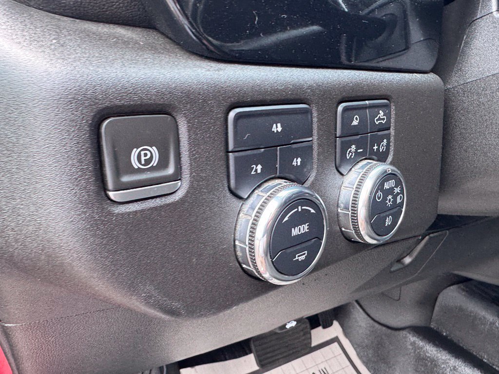 Used 2024 GMC Sierra 2500 SLE AWD/4WD image 12