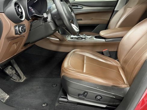 Used 2020 Alfa Romeo Stelvio Ti w/ Active Blind Spot Package image 12