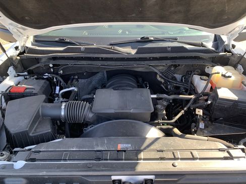 Used 2024 Chevrolet Silverado 2500 Custom w/ Custom Value Package image 45