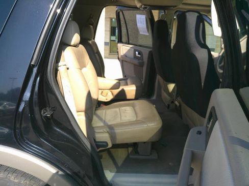 Used 2003 Ford Expedition Eddie Bauer image 7