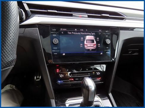 Used 2021 Volkswagen Arteon SEL Premium image 16