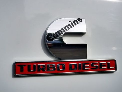 Certified 2022 RAM 2500 Big Horn w/ Cold Weather Group image 10