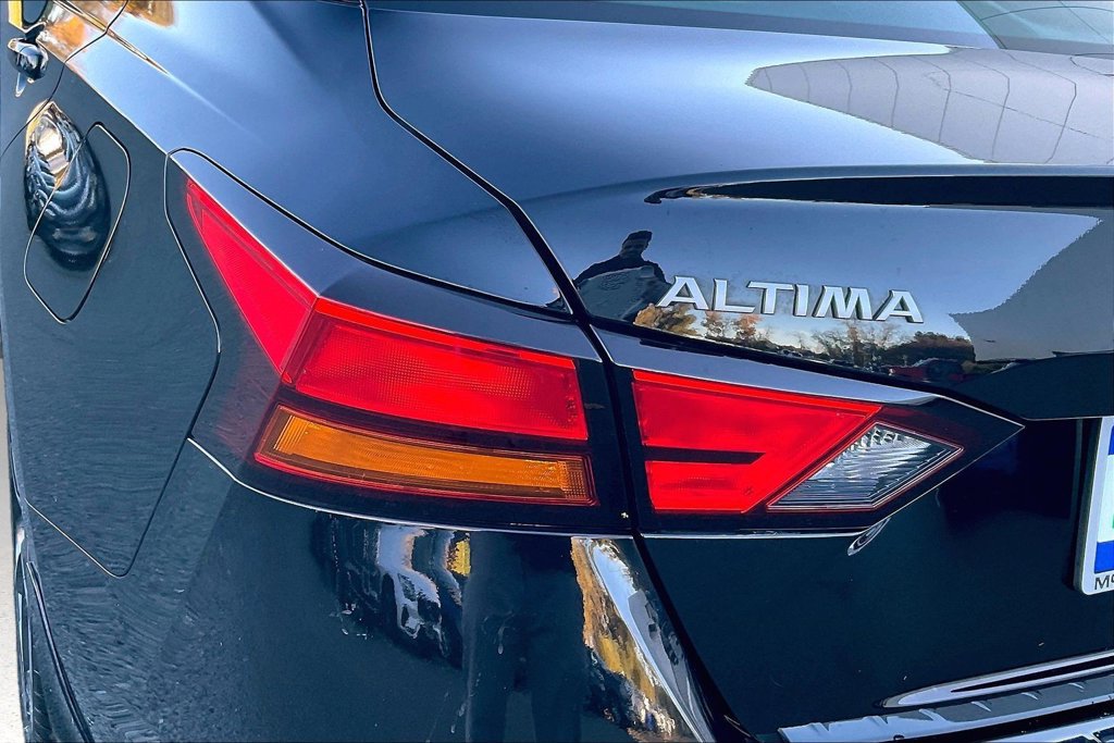 Used 2023 Nissan Altima 2.5 SR AWD/4WD image 24